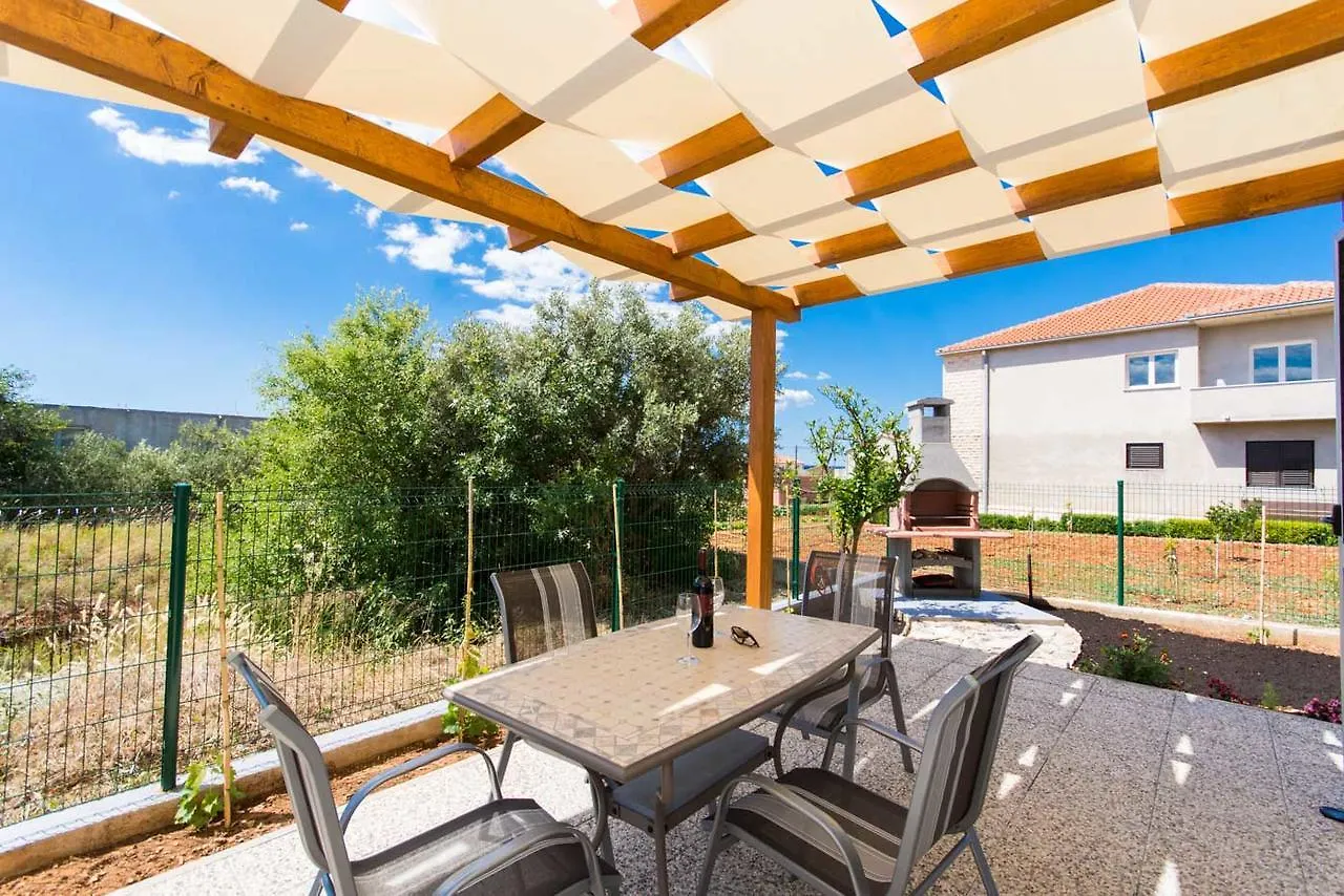 Apartment Uno Trogir Kroatien
