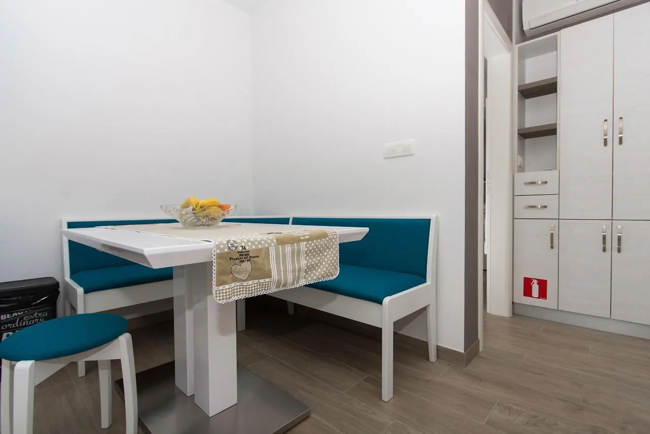 Apartment Uno Traù