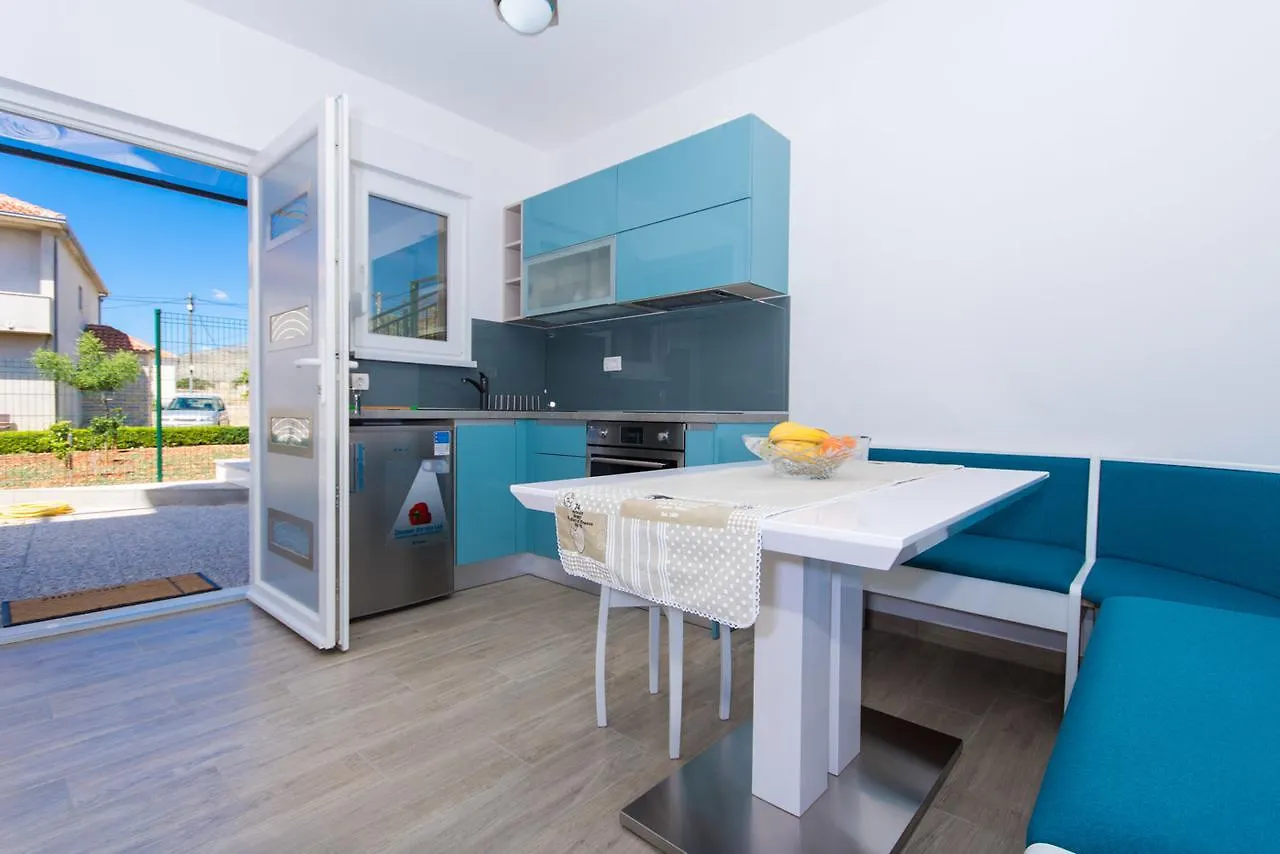 Apartment Uno Traù